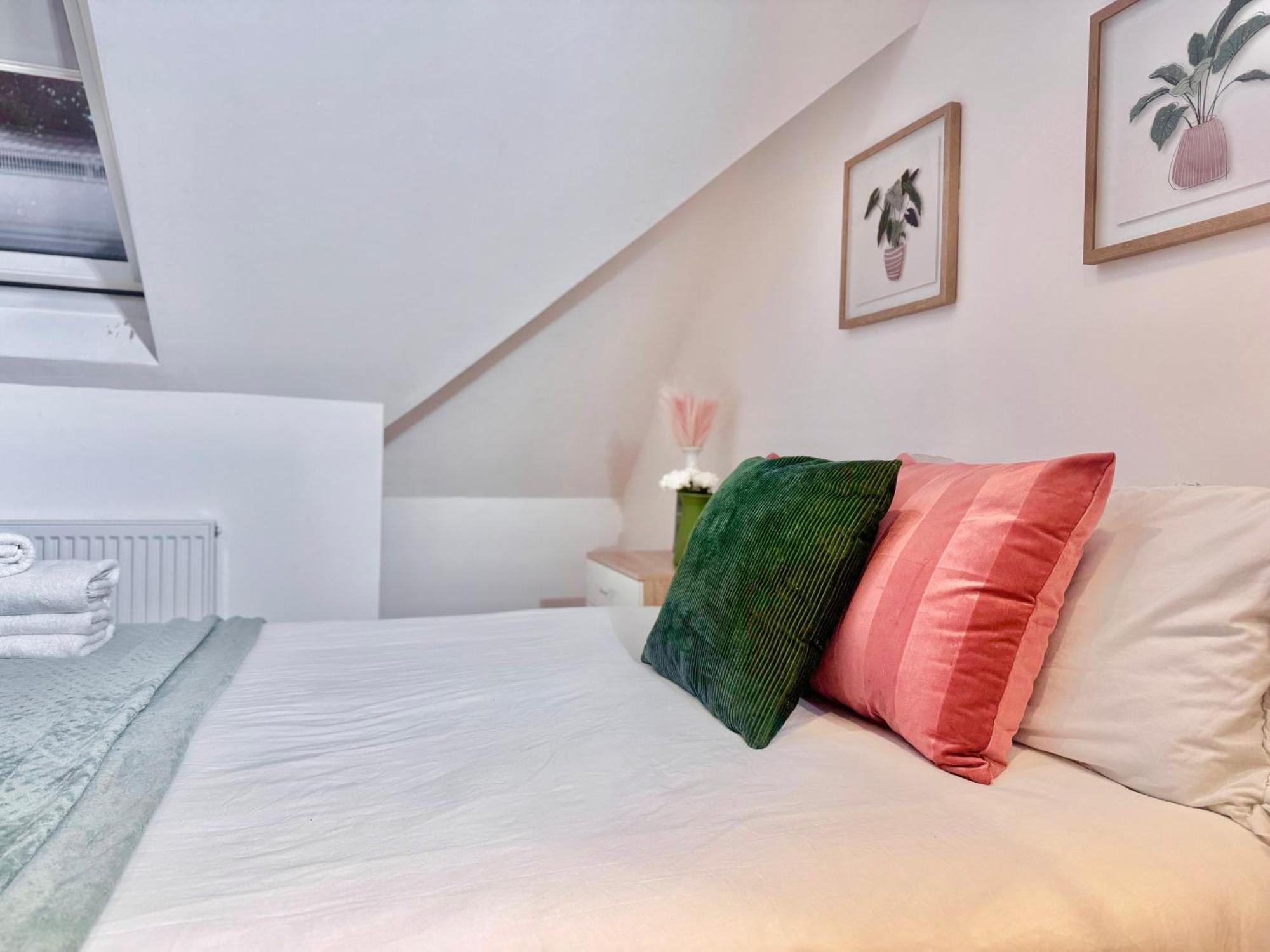 En-Suites With Free Parking 30Min To Central Londra Exterior foto